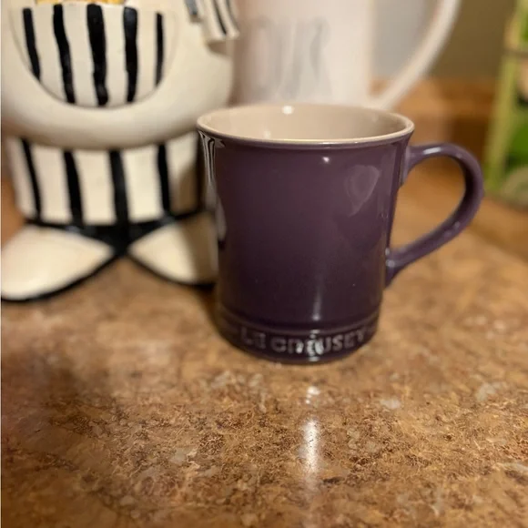 Le Creuset Coffee Mug Purple Cassis - Picture 1 of 4